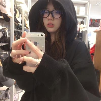 毡匠和他的女儿